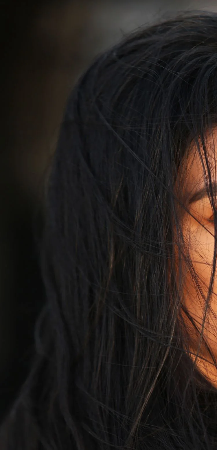Detail of naturally moving dark hair